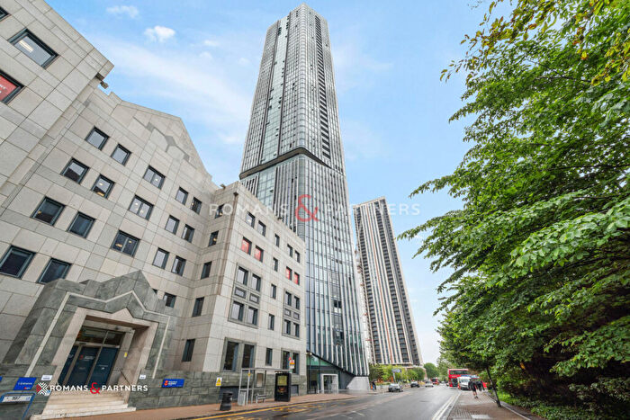 2 Bedroom Apartment To Rent In Amory Tower, Canary Wharf, E14
