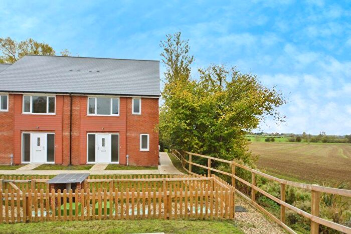 3 Bedroom Semi Detached House For Sale In Swan Hill, Shrivenham, Oxfordshire, SN6