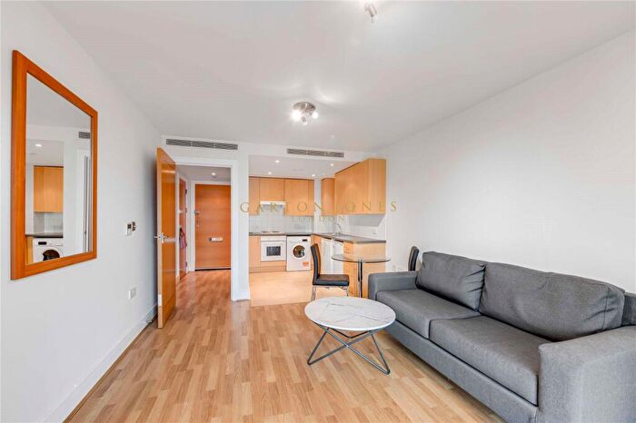 1 Bedroom Apartment To Rent In Warwick Building, Queenstown Road, London, SW11