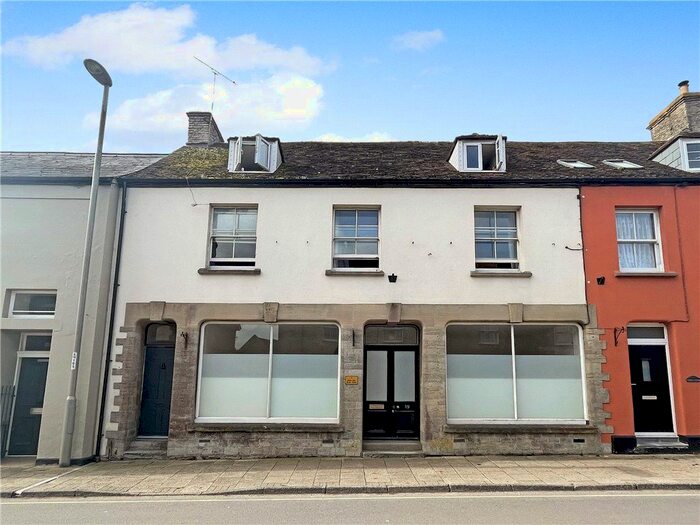 1 Bedroom Flat To Rent In High Street, Stalbridge, Sturminster Newton, DT10