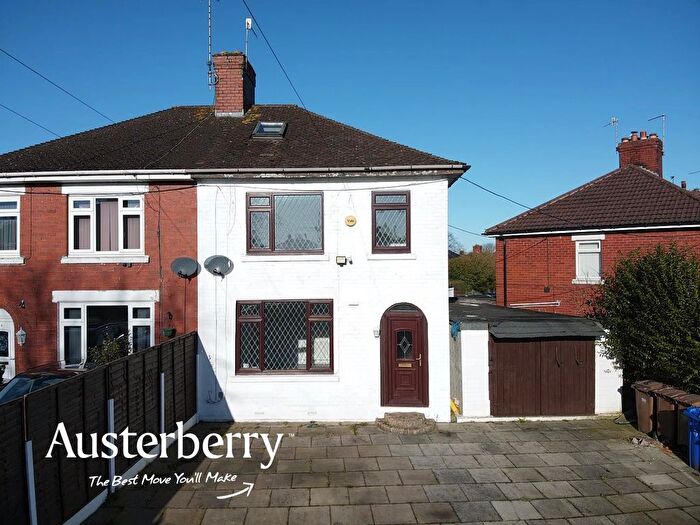 3 Bedroom Semi-Detached House To Rent In Kingsmead Road, Lightwood, Longton, Stoke-On-Trent, ST3