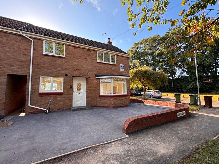 3 Bedroom End Of Terrace House To Rent In Northdale, Tettenhall Wood, Wolverhampton, WV6