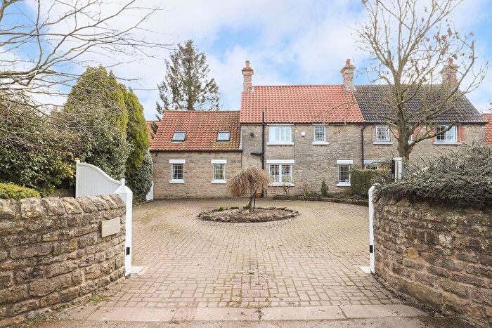 3 Bedroom Semi-detached House For Sale In Willow Cottage, The Square, Elmton, S80