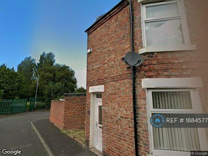 2 Bedroom Semi-Detached House To Rent In Haig Street, Gateshead, NE11