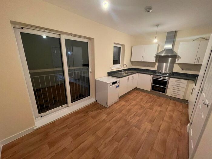 4 Bedroom End Of Terrace House To Rent In Cameron Crescent, Burnt Oak, Edgware, HA8