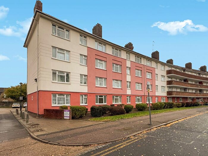 2 Bedroom Flat For Sale In Butler Road, London, NW10