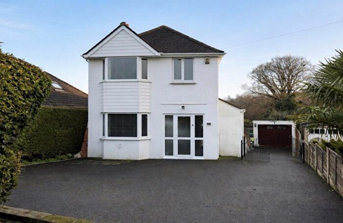 3 Bedroom Detached House For Sale In Evering Avenue, Poole, BH12