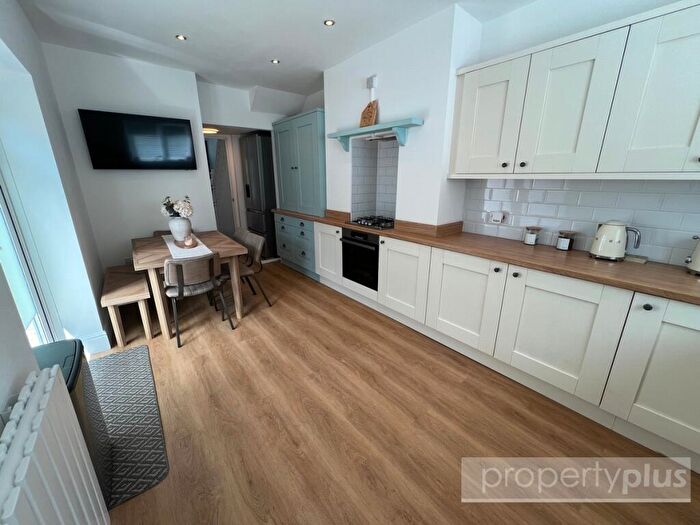 3 Bedroom Terraced House For Sale In Morris Terrace Ferndale - Ferndale, CF43