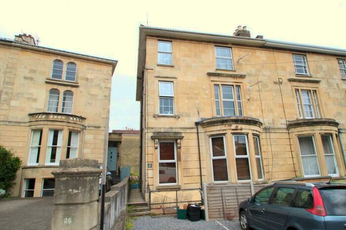 2 Bedroom Flat To Rent In Cotham Grove, BS6