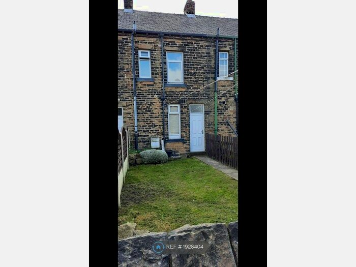 3 Bedroom Terraced House To Rent In Dick Lane, Tyersal, Bradford, BD4