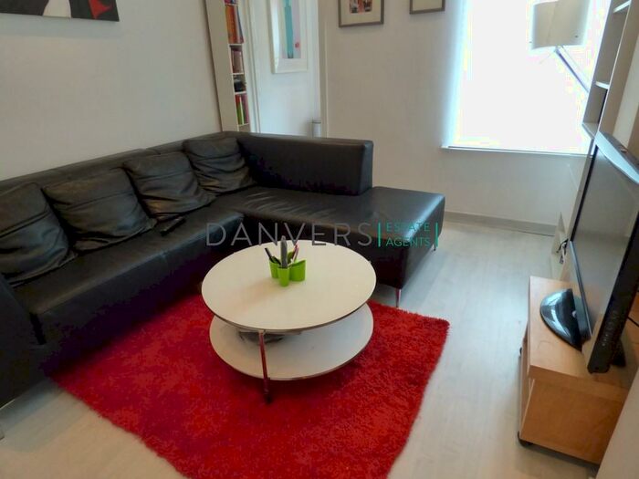 3 Bedroom Terraced House To Rent In Warwick Street, Leicester, LE3