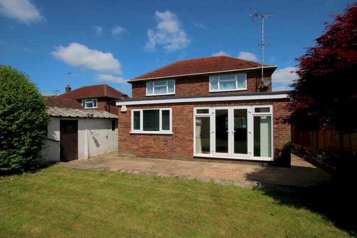 3 Bedroom Detached House To Rent In Chanctonbury Road, Burgess Hill, RH15