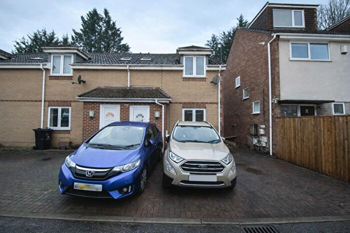 3 Bedroom End Of Terrace House For Sale In Pentire Avenue, Bishopsworth, BS13