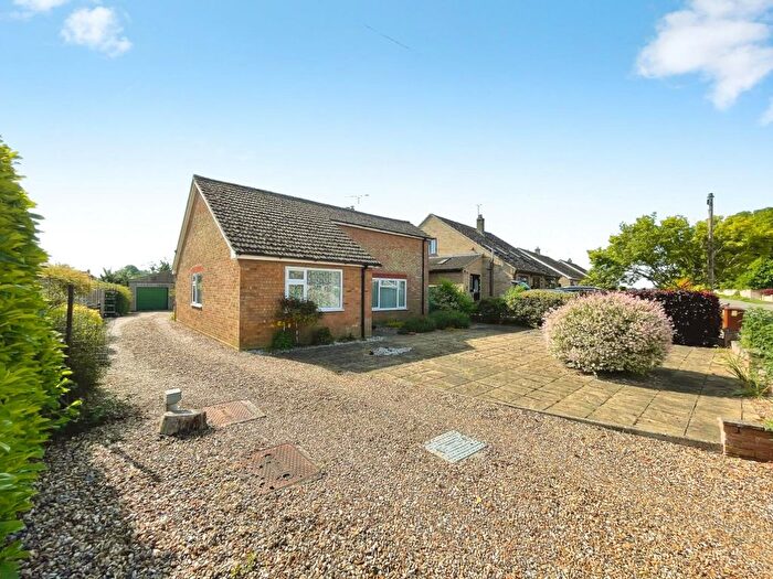 3 Bedroom Detached Bungalow For Sale In Church Lane, Northwold, IP26