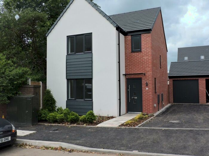 3 Bedroom Detached House To Rent In Sandfield Road, Lenton, Nottingham, NG7