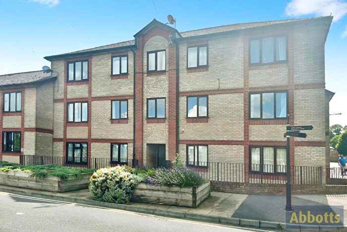 2 Bedroom Apartment To Rent In Sheringham Court, IP14