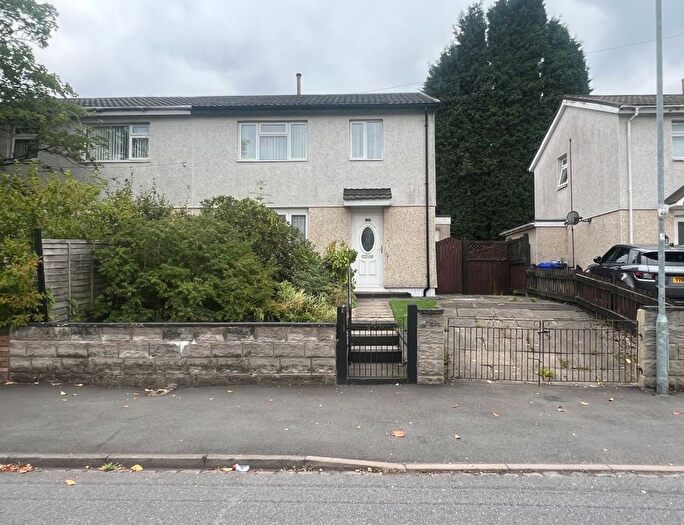 3 Bedroom Semi-Detached House For Sale In Bishop Road, Stoke-On-Trent, ST6