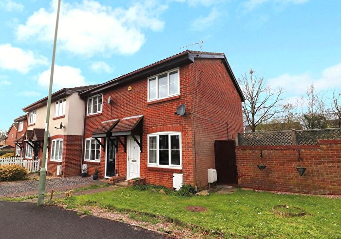 2 Bedroom End Terrace House For Sale In Walker Gardens, Hedge End, SO30