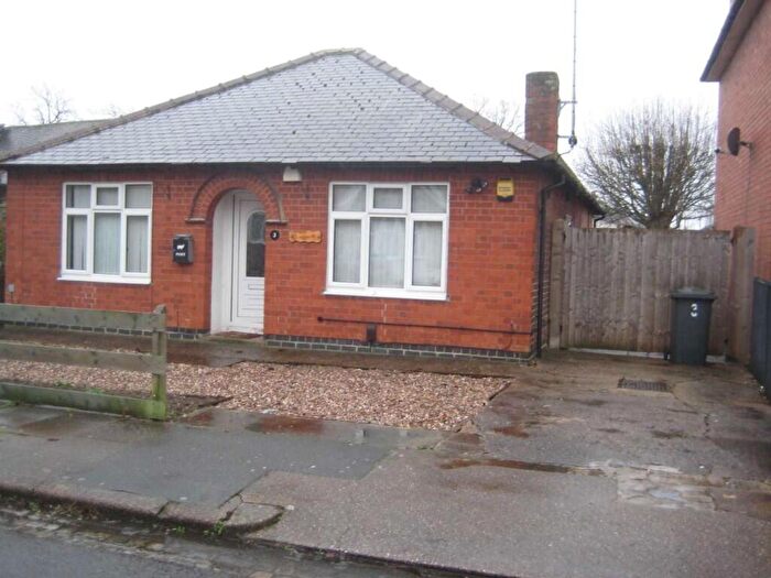 2 Bedroom Detached Bungalow For Sale In Shaftesbury Avenue, NG10