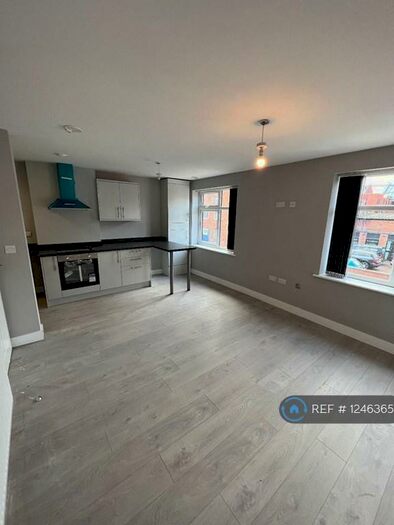 Studio To Rent In Cyprus Road, Leicester, LE2