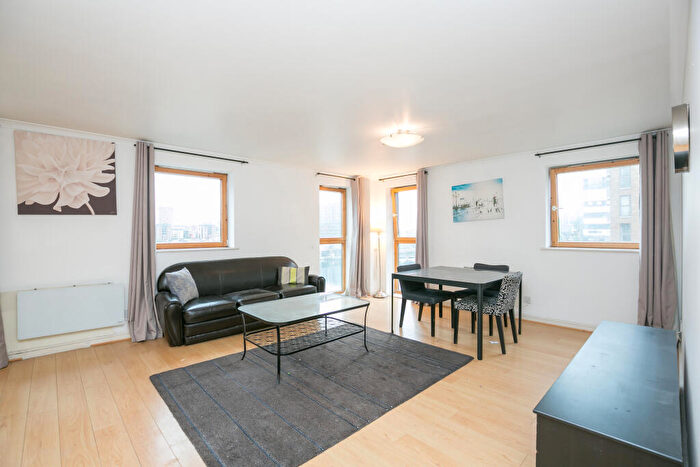 2 Bedroom Apartment To Rent In Meridian Place, London, E14