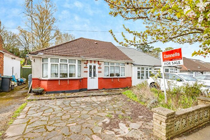 2 Bedroom Semi Detached Bungalow For Sale In St Georges Drive, Watford, WD19