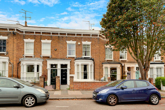 4 Bedroom Terraced House To Rent In Wyatt Road, N5