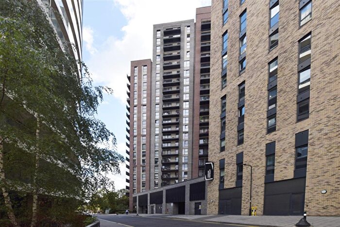 2 Bedroom Flat For Sale In North End Road, Wembley, Middlesex, HA9