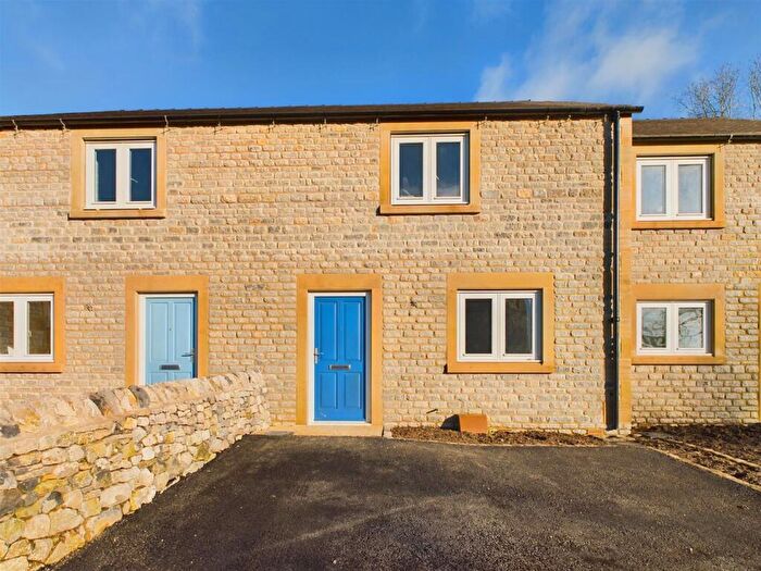3 Bedroom Terraced House For Sale In Dairy Close, Peakland Grange, Hartington, SK17