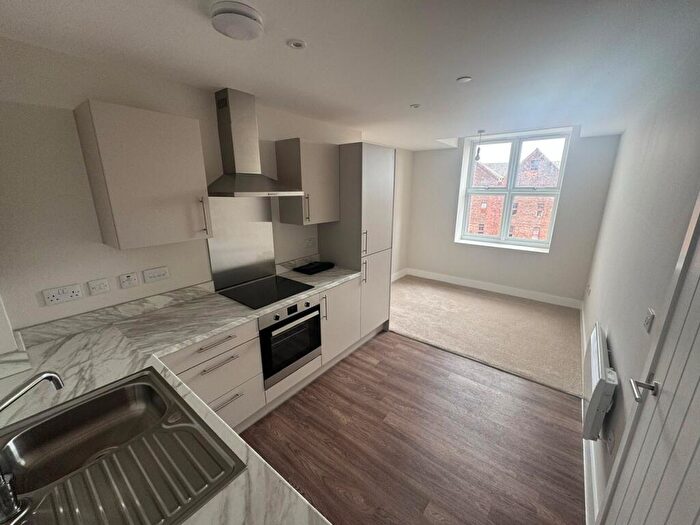 1 Bedroom Apartment To Rent In High Street, Hull, HU1