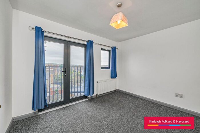 3 Bedroom Flat To Rent In Brockley Road, Brockley, London, SE4