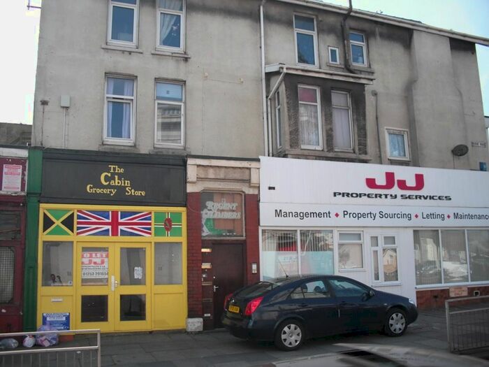 1 Bedroom Flat To Rent In Regent Road, Blackpool, FY1