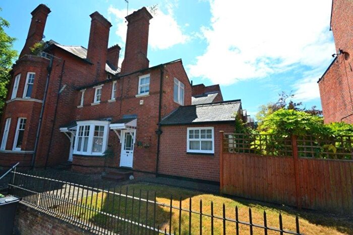 2 Bedroom Maisonette To Rent In Alexandra Road, Leicester, LE2