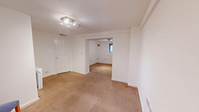 1 Bedroom Studio To Rent In Lewes Road, Brighton, BN2
