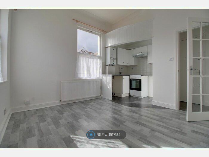 1 Bedroom Flat To Rent In Penfold Road, Clacton-On-Sea, CO15