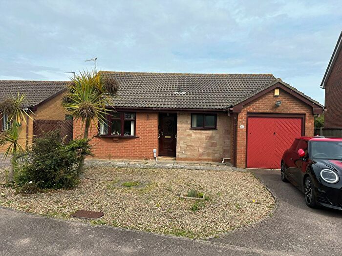 2 Bedroom Detached Bungalow To Rent In Seavert Close, Carlton Colville, NR33