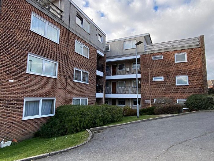 1 Bedroom Apartment To Rent In Highmill, Ware, SG12