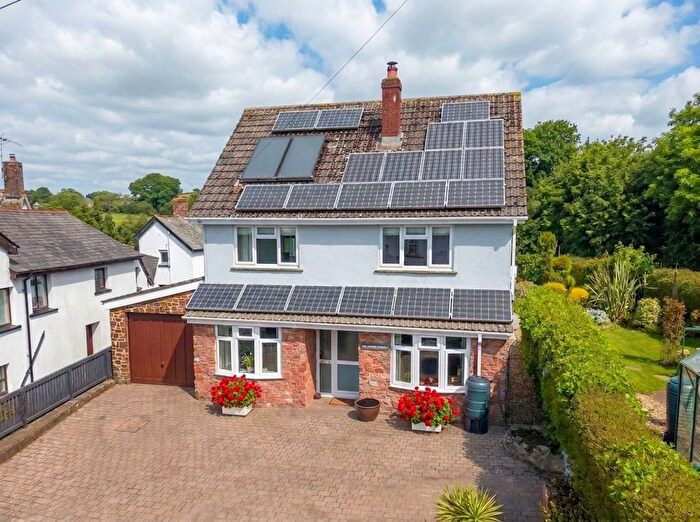 4 Bedroom Detached House For Sale In Cheriton Fitzpaine, Crediton, EX17