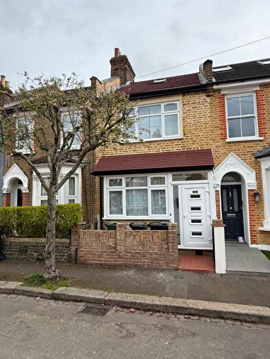 4 Bedroom Terraced House To Rent In Lancaster Road, Walthamstow, E17