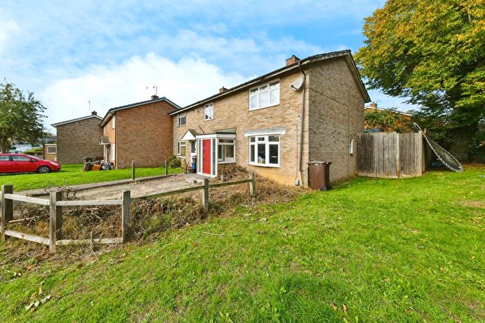 3 Bedroom End Of Terrace House For Sale In Scott Road, Stevenage, Hertfordshire, SG2