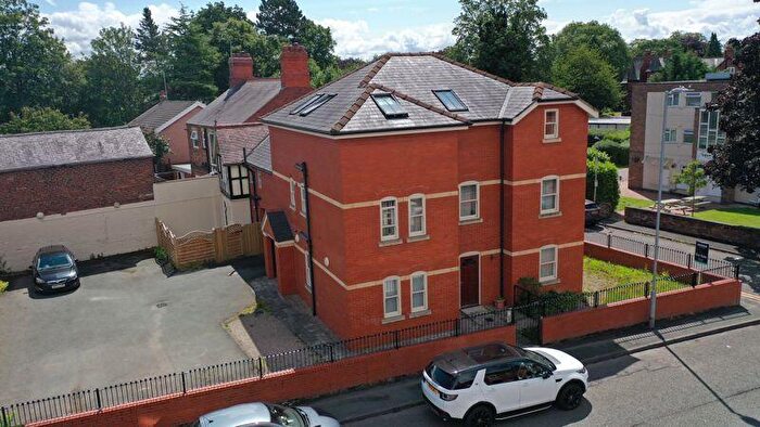 2 Bedroom Flat To Rent In Yale Lodge, Ruabon Road, Wrexham, LL13