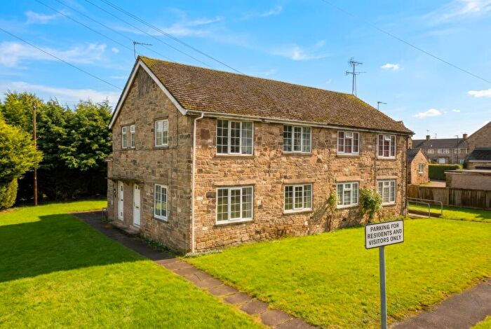 1 Bedroom Flat For Sale In Bondgate, Harewood, Leeds, West Yorkshire, LS17