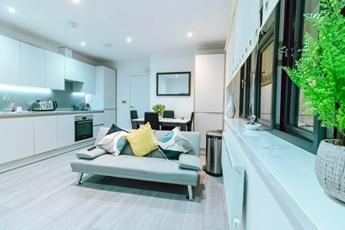 1 Bedroom Apartment To Rent In Banstead Road, Purley, CR8