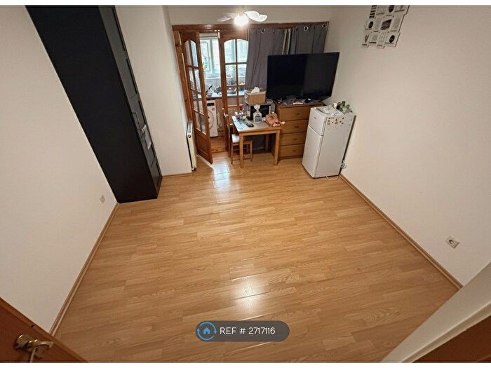 Studio To Rent In Church Lane, London, E11