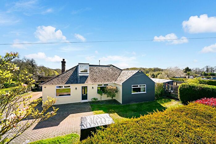 4 Bedroom Detached Bungalow For Sale In Ashford Road, Bethersden, TN26