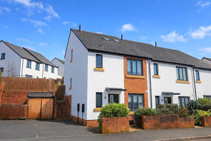 4 Bedroom End Of Terrace House For Sale In Okehampton, Devon, EX20