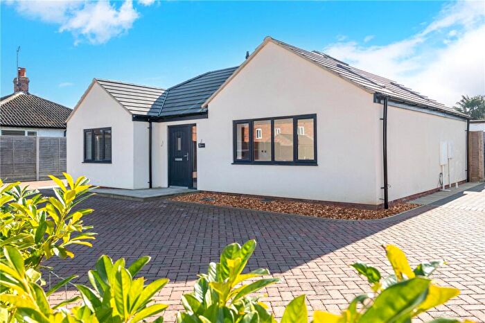 2 Bedroom Bungalow For Sale In Millers Close, Bourne, Lincolnshire, PE10