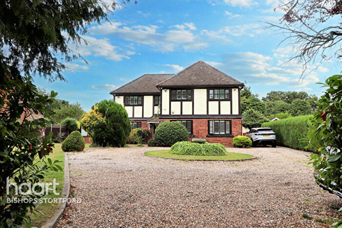 5 Bedroom Detached House For Sale In Chelmsford Road, Bishop's Stortford, CM22