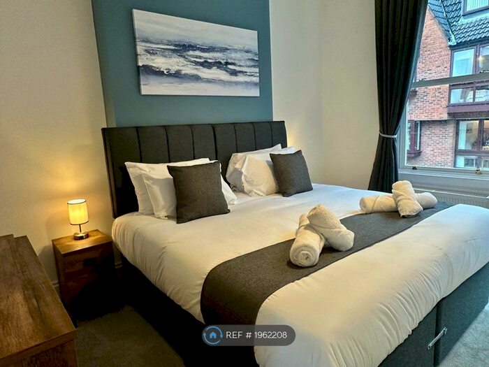 2 Bedroom Terraced House To Rent In Marston Gate, Winchester, SO23