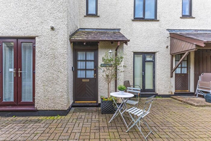 2 Bedroom Duplex For Sale In College Court, Main Road, Windermere, LA23